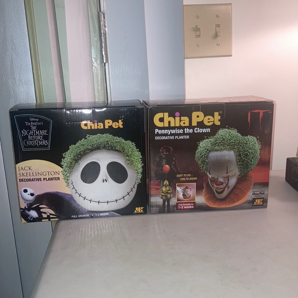 NIB Choice of Chia Pet : Pennywise the clown or Jack Skellington